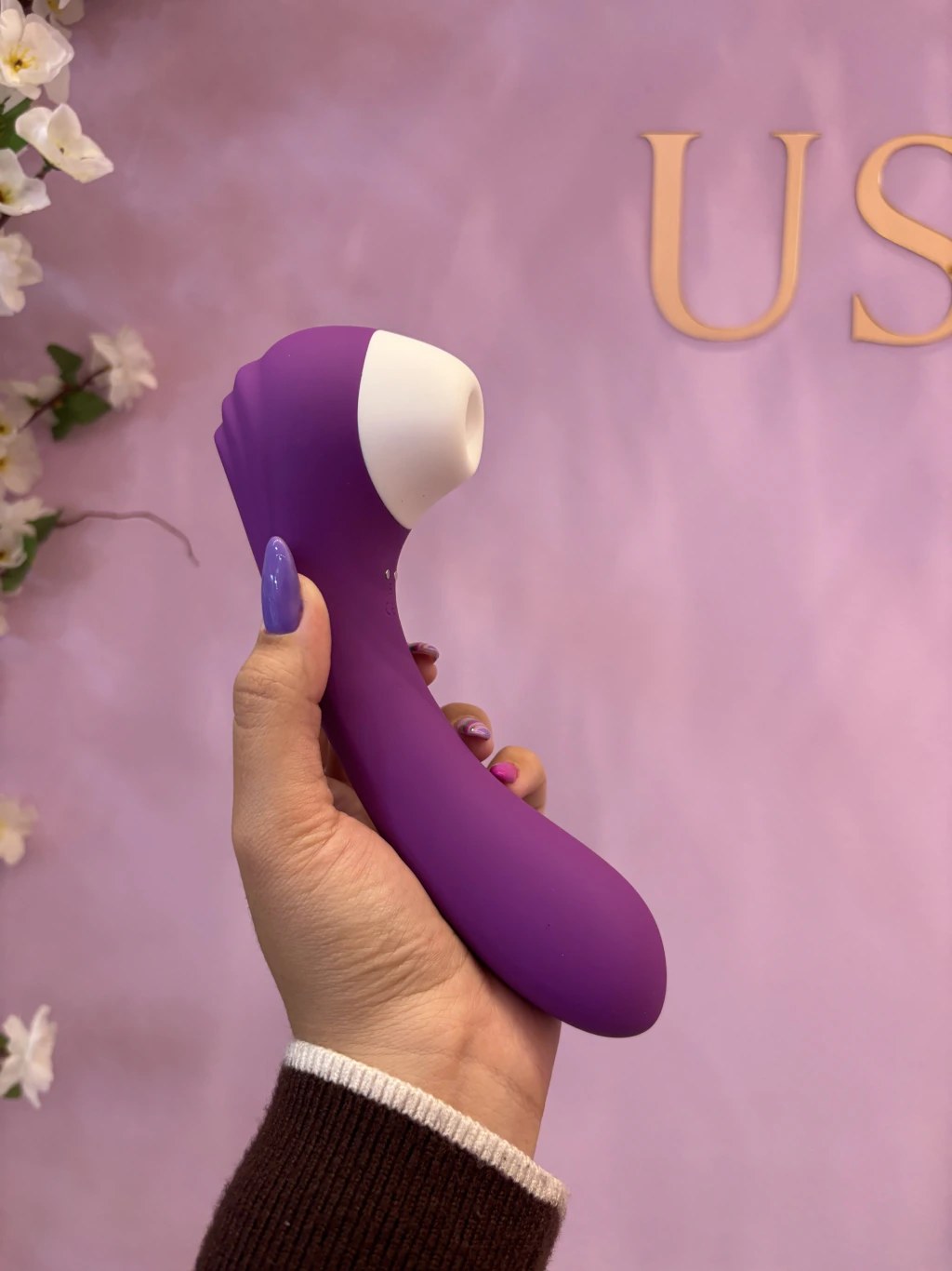 Vibrador Ponto G e Clitóris com Pulsação - Recarregável