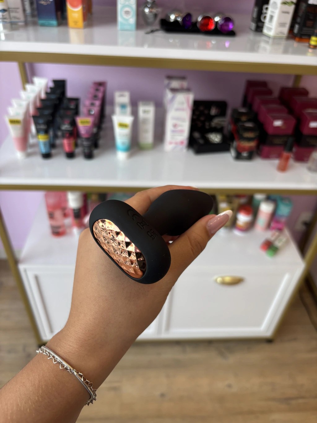 Gira Gira - Plug Anal por App, Vibra e Rotaciona